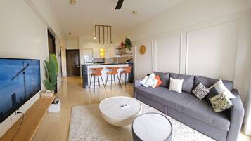 Familielejlighed - balkon - byudsigt | Opholdsområde