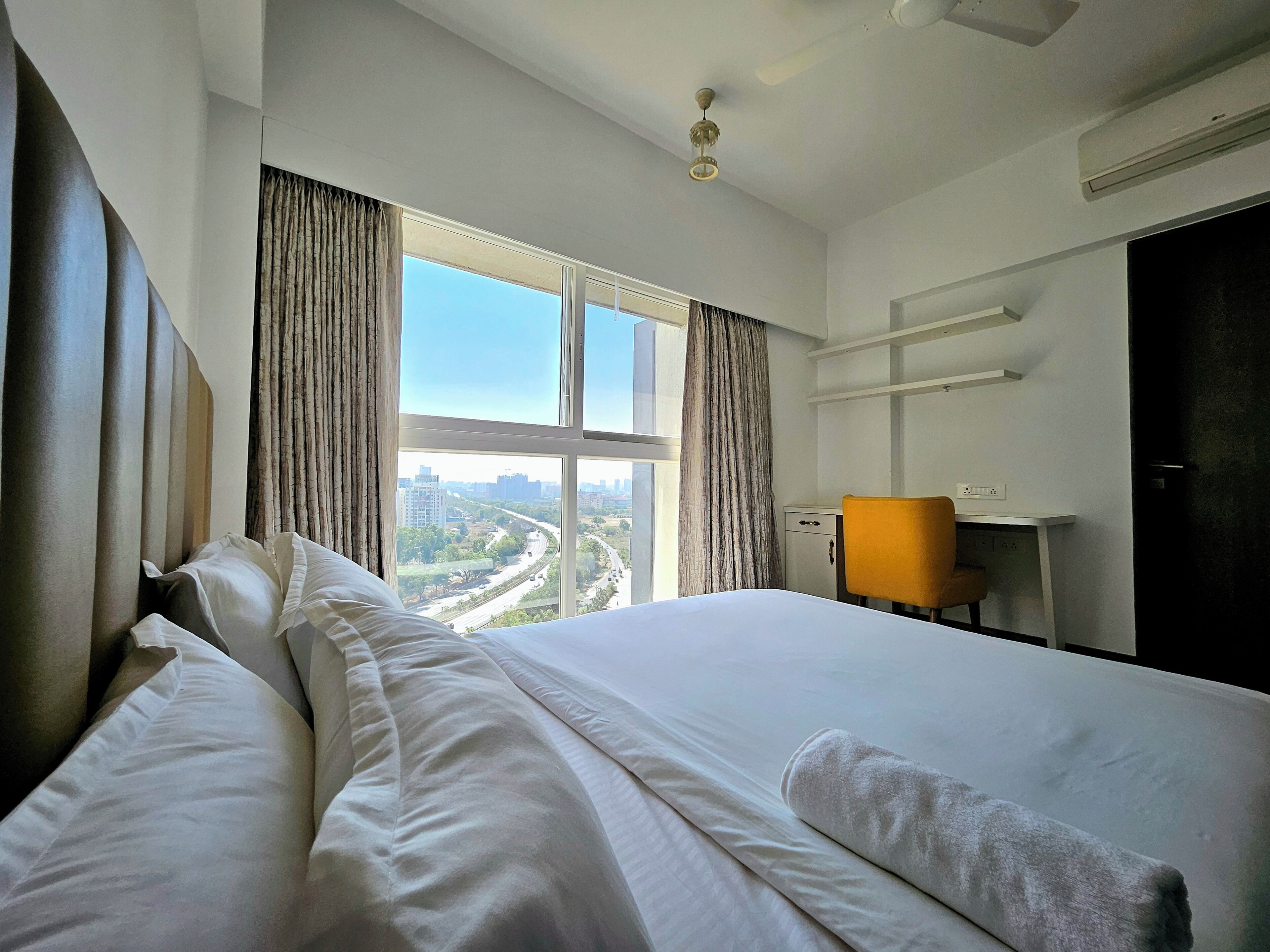 Luxury Apartment, Kitchen, City View