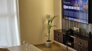 Apartemen Mewah, dapur, pemandangan kota | Interior