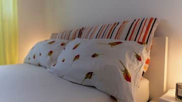 Classic Apartment, Partial Sea View