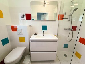 Bathroom - Authentic gîte with garden - 4 guests (Thésée)