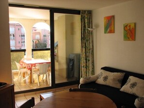 Living area - Apartment lake view, 4 guests (Le Barcarès)