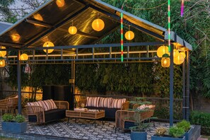 Terrace/patio - Alaya Stays KV Ventures Fable Cottage (Faridabad)