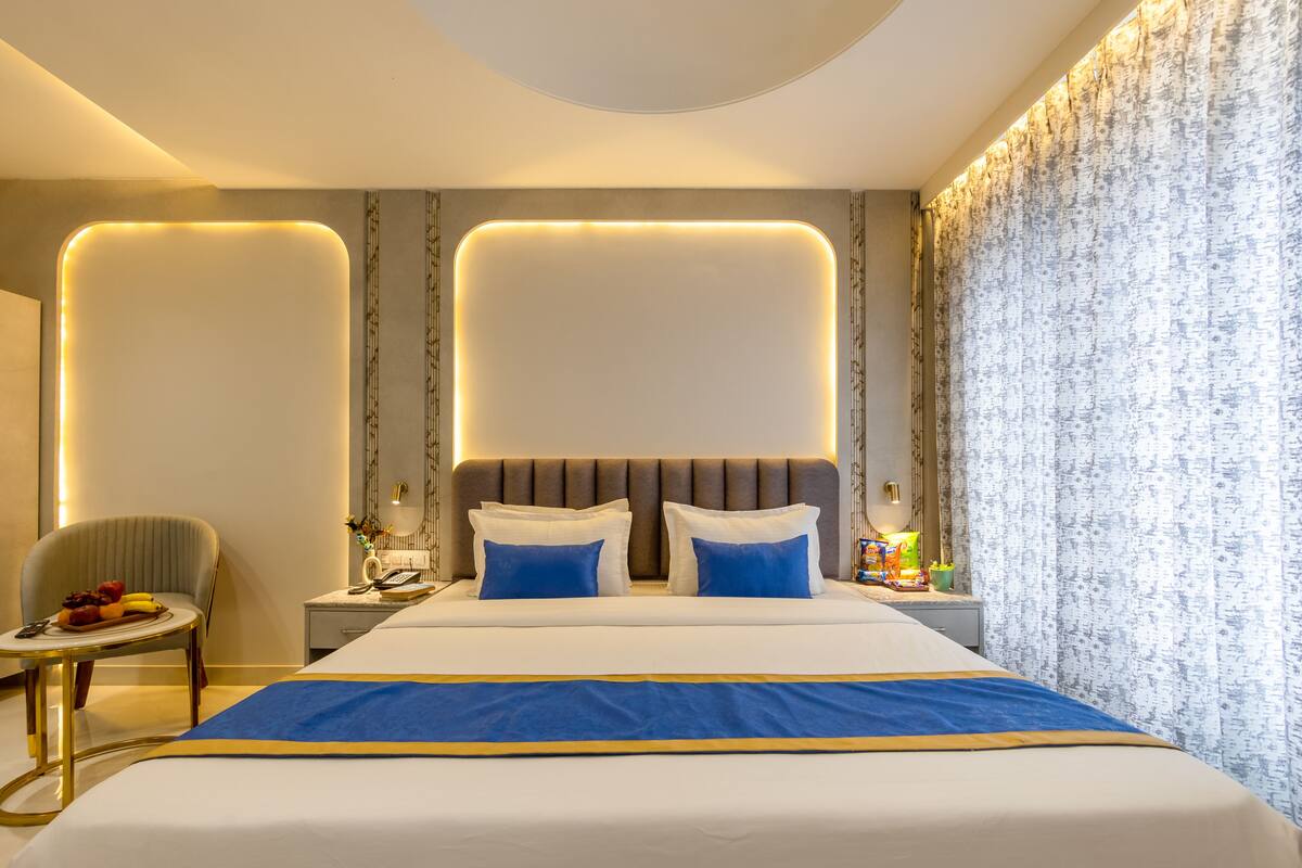 Deluxe Double or Twin Room