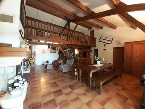 Interior - Relaxing villa with pool 10 minutes' walk from the center, gorges, 1 hour from the sea. (Cotignac)