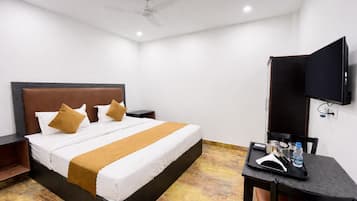 Deluxe Double Room, Balcony, City View