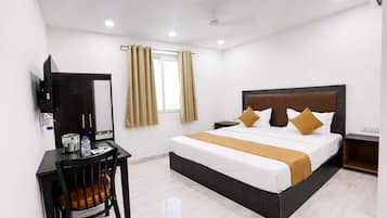 Deluxe Double Room, Balcony, City View