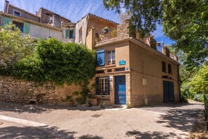 Exterior - Guest Room “2 Bedrooms – Provence, Le Verdon” with Wi-Fi (Sillans-la-Cascade)