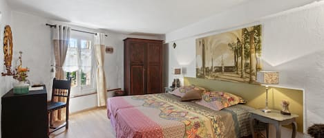 2 quartos, Wi-Fi, roupa de cama