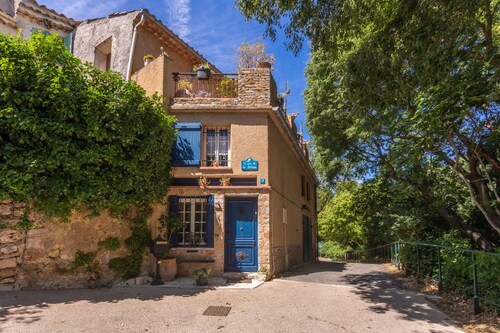 Guest Room “2 Bedrooms – Provence, Le Verdon” with Wi-Fi