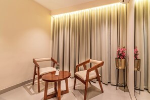 Living area - Vista Inn By Bestinn Leisure (Bengaluru)