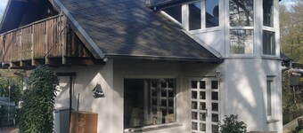 Cozy vacation rooms in detached house with terrace. Pet friendly!