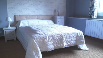2 bedrooms, iron/ironing board, travel crib, WiFi