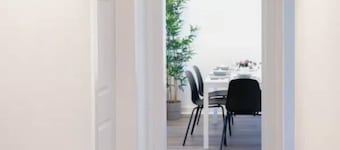Vacant Nests | Cozy 2BR apartment | Unique | Wi-Fi