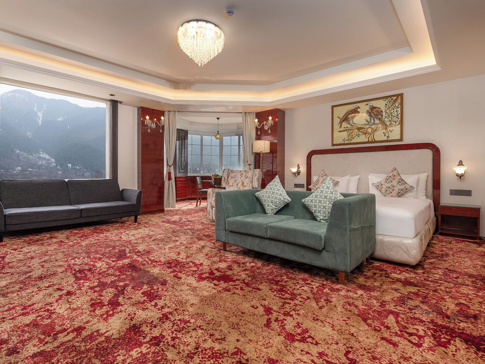 奢华开间套房, 热水浴缸, 山景