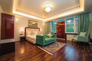 尊荣客房, 阳台, 山景