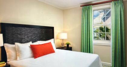 Large 2-bedroom condo at Atlantis
