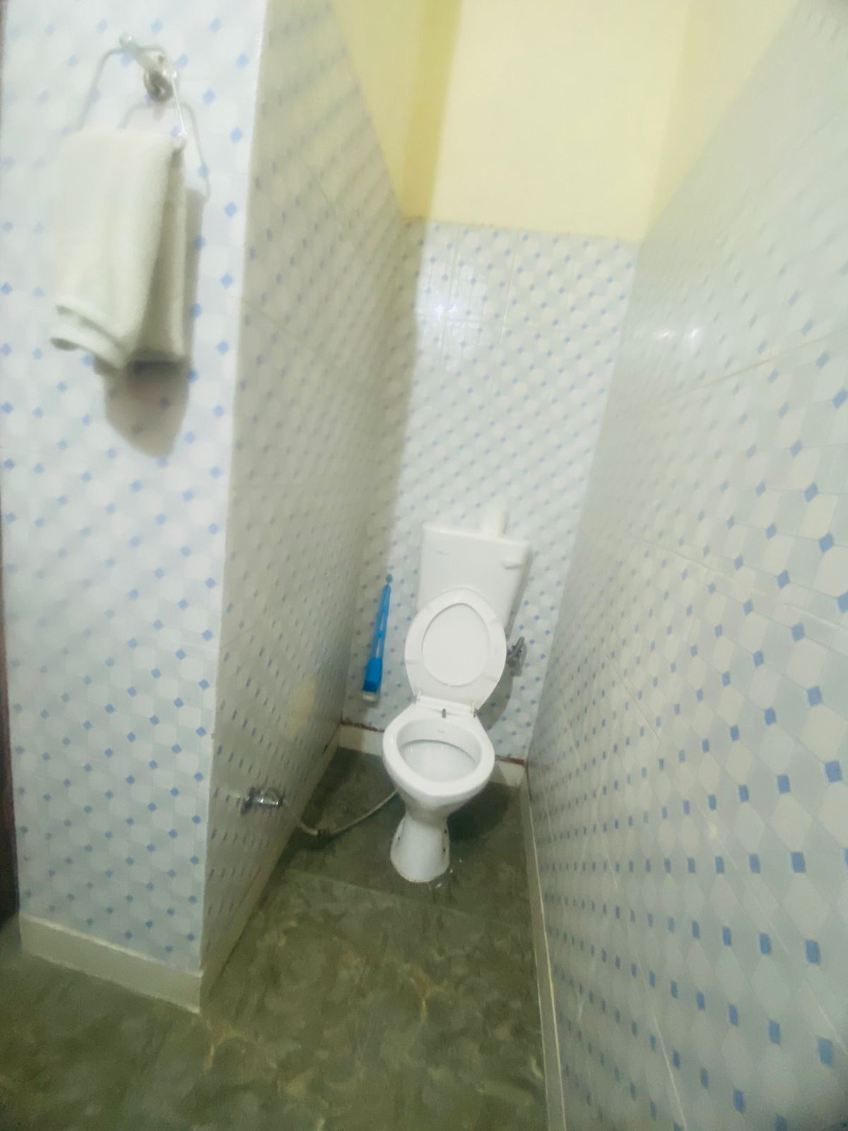 Double Bedroom Non Ac | Badrum