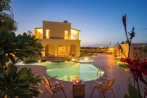Elivaas Villa Fiorita Stuning 3BHK Villa
