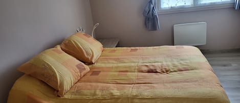 1 makuuhuone, vuodevaatteet