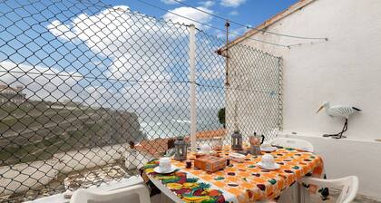 Casa Sol e Mar mit Meerblick, privater Terrasse und Balkon