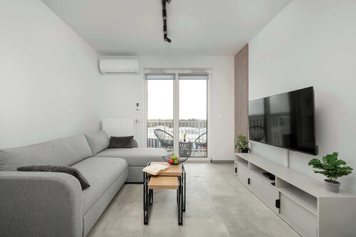 Air-conditioned Apartment | 2 Bedrooms, Balcony, Parking