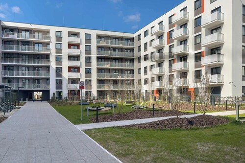 Międzyleska 30 Wroclaw | Air-Conditioned Apartment | Parking | 2 Bedrooms | Balcony