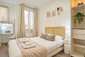 1 bedroom, iron/ironing board, WiFi, bed sheets - Charming Apartment Heart of Paris Montparnasse (Paris)