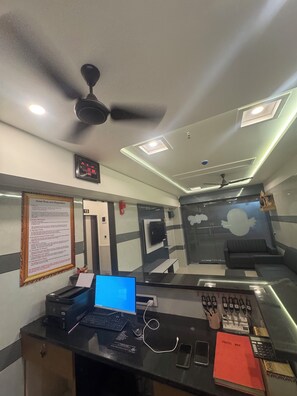 Interior - Hotel Kalp Rooms (Surat)