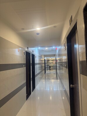 Interior - Hotel Kalp Rooms (Surat)