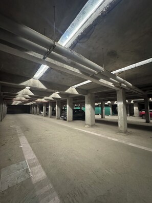 Property grounds - Hotel Kalp Rooms (Surat)