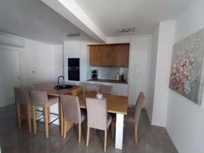Dining - Ray Holiday Apartment (Okrug Gornji)