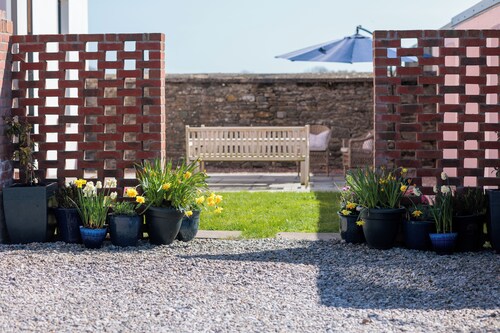 Lovely 5-bedroom bed & breakfast in heritage town of Kells