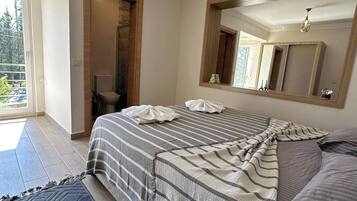 House, Multiple Bedrooms, Patio | 10 bedrooms