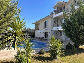 House, Multiple Bedrooms, Patio | Exterior