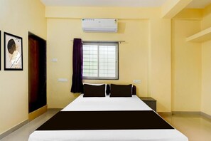 Room - hotel jayesh palace (Loni Kalbhor)