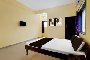 Room - hotel jayesh palace (Loni Kalbhor)