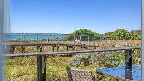 Property grounds - Beachfront Apartment @ Apollo (Apollo Bay)