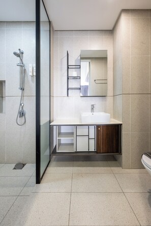 Bathroom - ZhongKe Hotel (Phnom Penh)