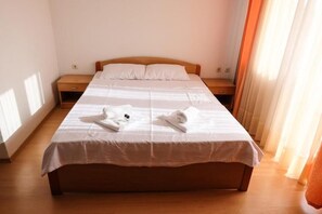 Free WiFi, wheelchair access - Ariston Hotel (Misleshevo)