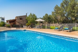 Pool - 4 person villa with private pool (Llubi)