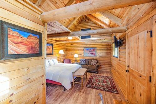 Red Canyon Village