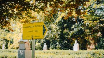 Enceinte de lâhĂ©bergement