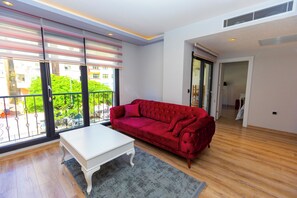 Classic-Suite, Balkon, Flussblick | Blick auf das Wasser