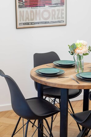 Dining - Compact Apartment in the Heart of Gdynia | Close to the Beach (Gdynia)