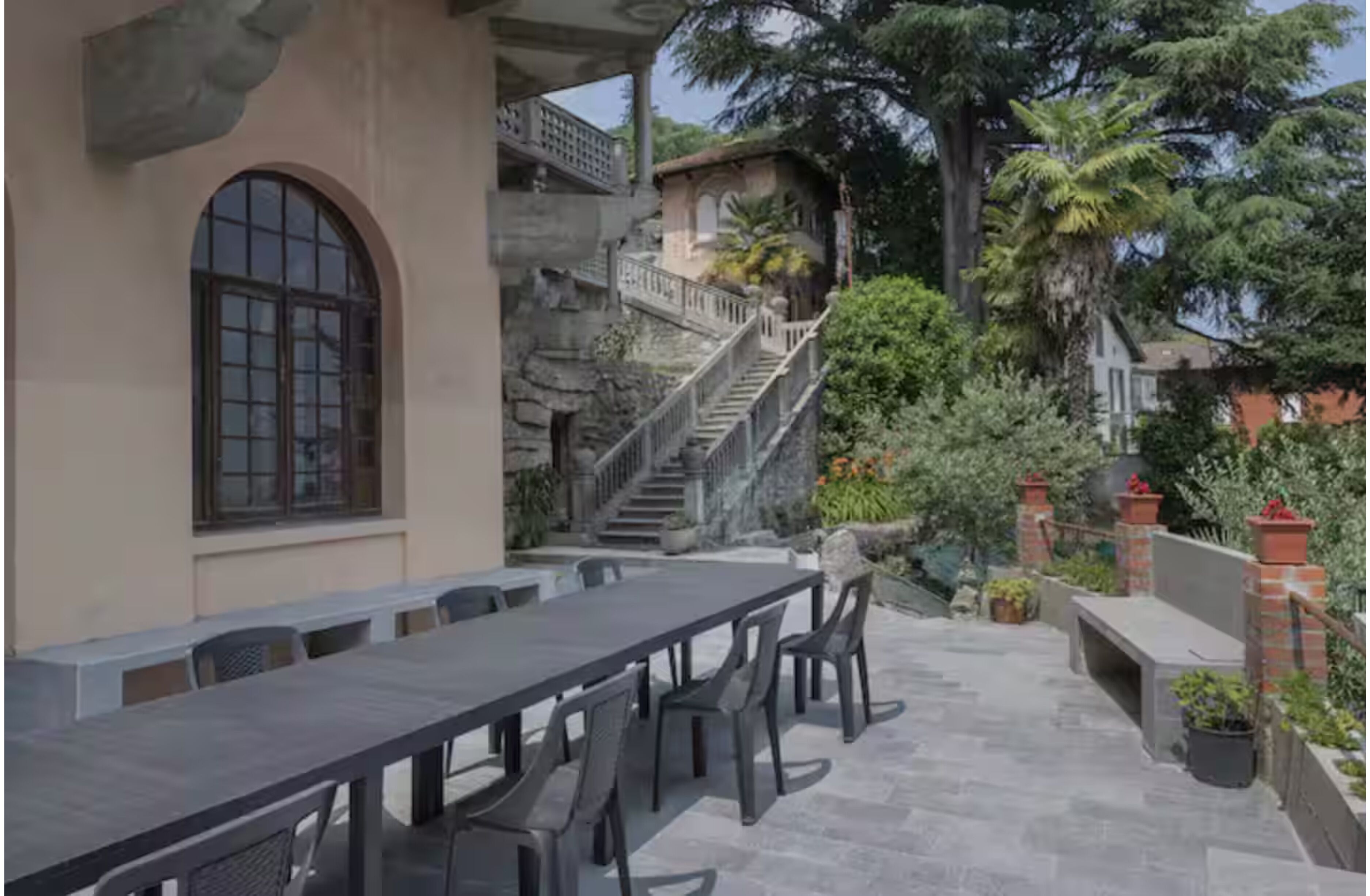 屋外ダイニングエリア. Luna Apartment - Historic Villa, Lake Como