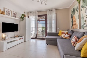 Living area - Vacation Home 'Oasis' with Shared Pool, Private Terrace and Wi-Fi (Castillo Caleta de Fuste)
