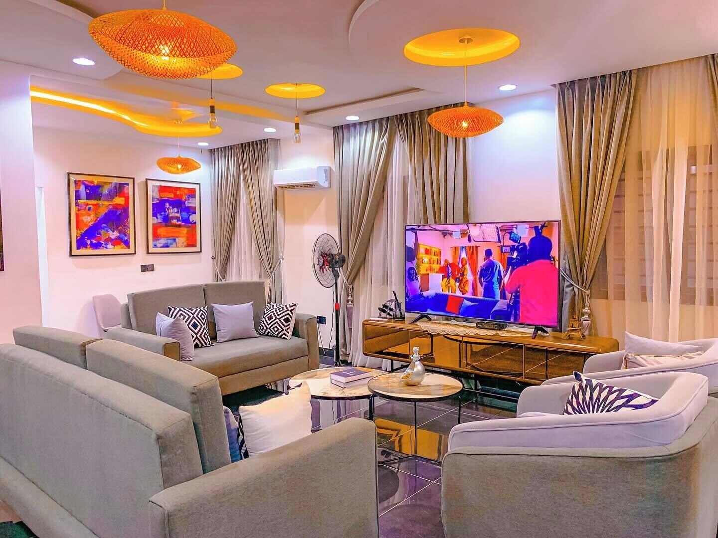 Economy Apartment, Balcony, City View | Living area