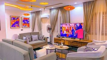 Economy Apartment, Balcony, City View | Living area