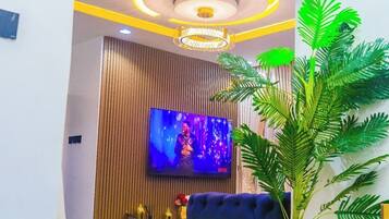 Economy Apartment, Balcony, City View | Interior